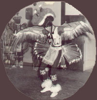 Warren Wallace
                performs Eagle Dance